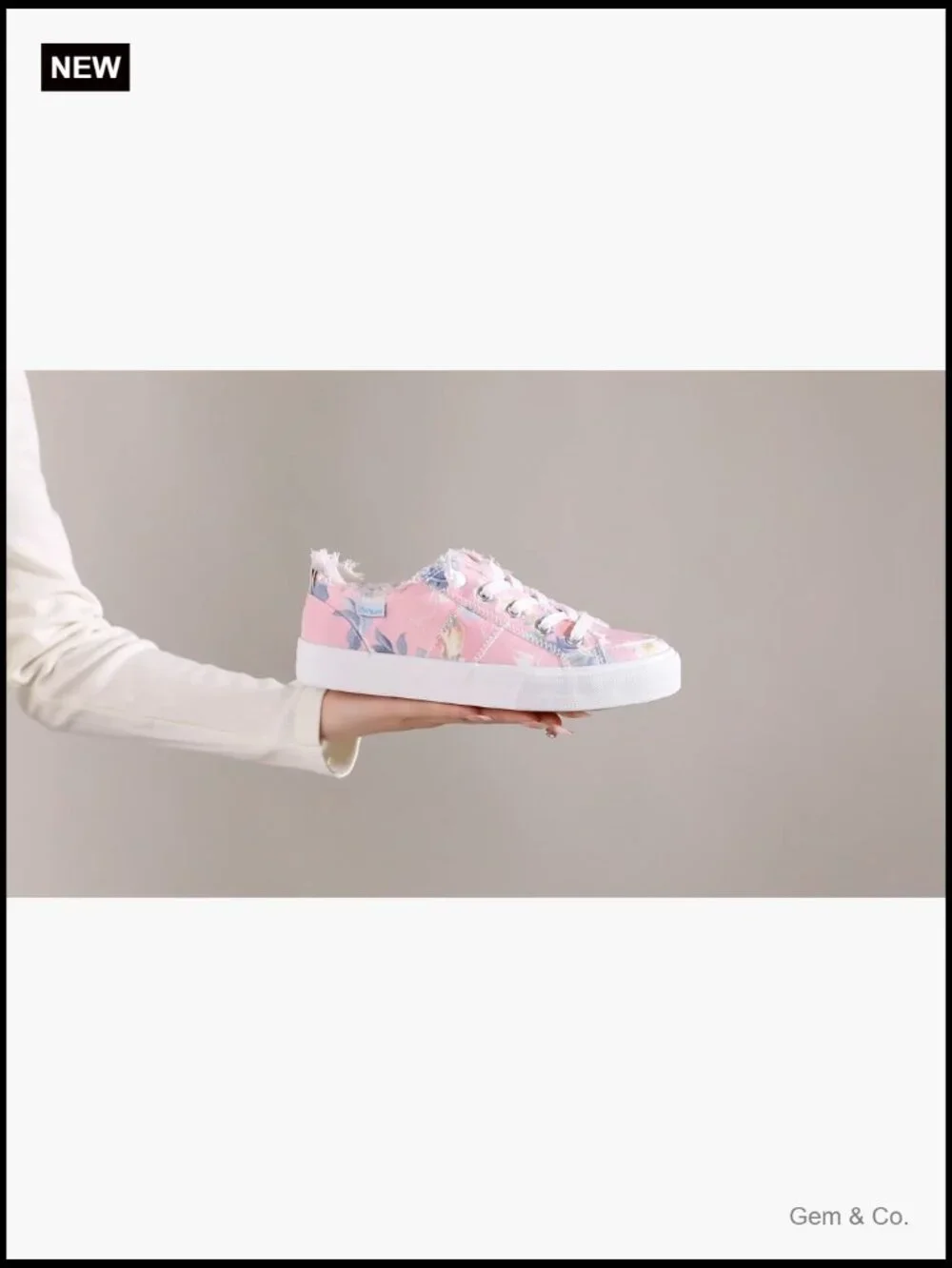 Slip On Sneakers Floral Canvas Shoes Casual Comfortable Fashion Lace Up